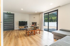 Villa Lorenzo by Atlantic Holiday
