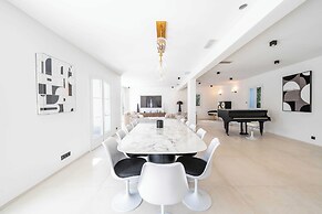 Sumptuous Villa - AC- 6br- 12p- Cannes