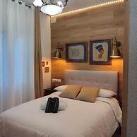House with 9 private rooms