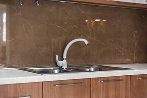 Beachside Modern Apartment