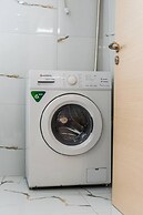 Beachside Modern Apartment