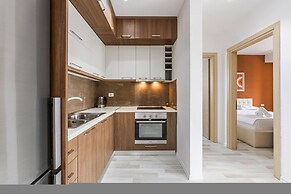 Beachside Modern Apartment