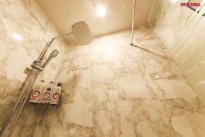 Yeongdeungpo Station New York Hotel