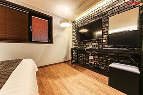 Yeongdeungpo Station New York Hotel