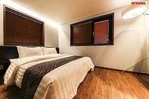 Yeongdeungpo Station New York Hotel