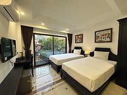 Bay Luxury Hotel & Spa - No1 Ngo Huyen