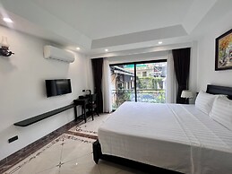 Bay Luxury Hotel & Spa - No1 Ngo Huyen