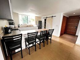 Apartment in the Causeway Amador