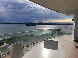 Apartment in the Causeway Amador