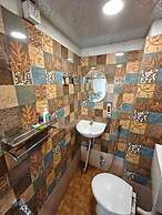 kailash pati guest house