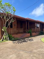 Wooden Village Villas Café & Resto