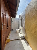 Wooden Village Villas Café & Resto