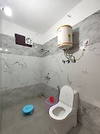 Vista Hotel Naini Lake View Nainital