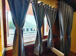 Hotel Sangita Lake View Nainital