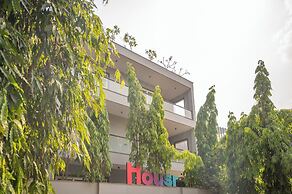Housr Golf Course Road Phase 1 Metro