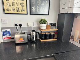 4 Bed Apartment in Warwick