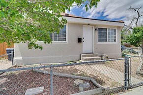 2 Mi to Old Town Abq: East Downtown Triplex Unit