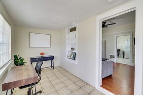 2 Mi to Old Town Abq: East Downtown Triplex Unit