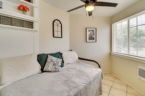 2 Mi to Old Town Abq: East Downtown Triplex Unit