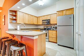 Community Perks: Scenic Lake Travis Getaway!