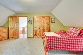 Ski, Hike & Fish: Cabin w/ Hot Tub in Conway