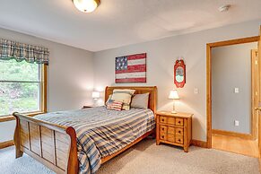 Ski, Hike & Fish: Cabin w/ Hot Tub in Conway