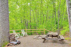 Ski, Hike & Fish: Cabin w/ Hot Tub in Conway