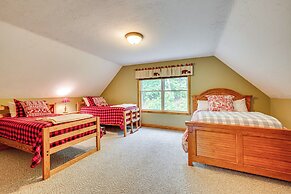 Ski, Hike & Fish: Cabin w/ Hot Tub in Conway