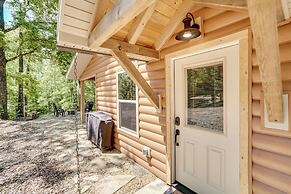 Sip, Hike & Explore: Sleek Retreat in Cleveland!