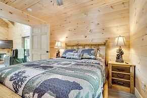 Sip, Hike & Explore: Sleek Retreat in Cleveland!