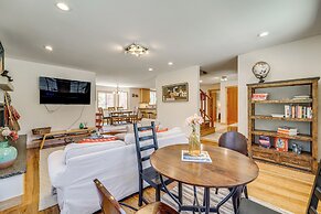 Private Hot Tub: Spacious Family Home in Truckee!