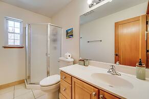 Private Hot Tub: Spacious Family Home in Truckee!