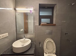 Housr 1RK & 1BHK Apartment Sector 28