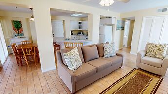 Canal Breeze Cottage 4 Bedroom Home