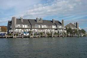 Harbour Island 28d 2 Bedroom Townhouse