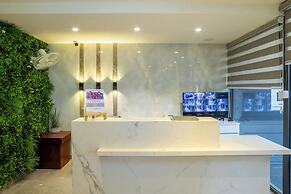 Housr Sector 42 Gurgaon Golf Course Road