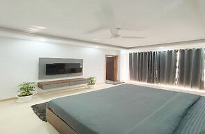 Housr Sector 56 Gurgaon Golf Course Road