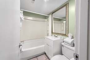 Capital O Sunset Waves Hotel Myrtle Beach Oceanfront