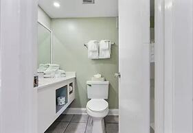 Capital O Sunset Waves Hotel Myrtle Beach Oceanfront