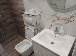 Regal Luxury Apartments