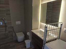 Regal Luxury Apartments