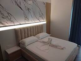 Regal Luxury Apartments