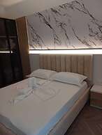 Regal Luxury Apartments