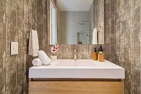 Baia Kristal Cartagena By HostPro