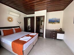 SUNA HOUSE