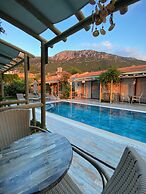 SUNA HOUSE