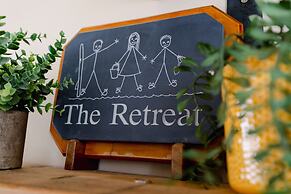 The Retreat - Short Walk From Beach Parking