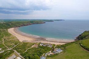 The Retreat - Short Walk From Beach Parking