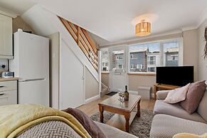 The Retreat - Short Walk From Beach Parking