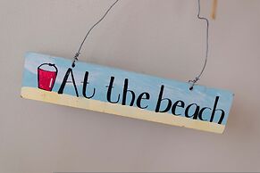 The Retreat - Short Walk From Beach Parking